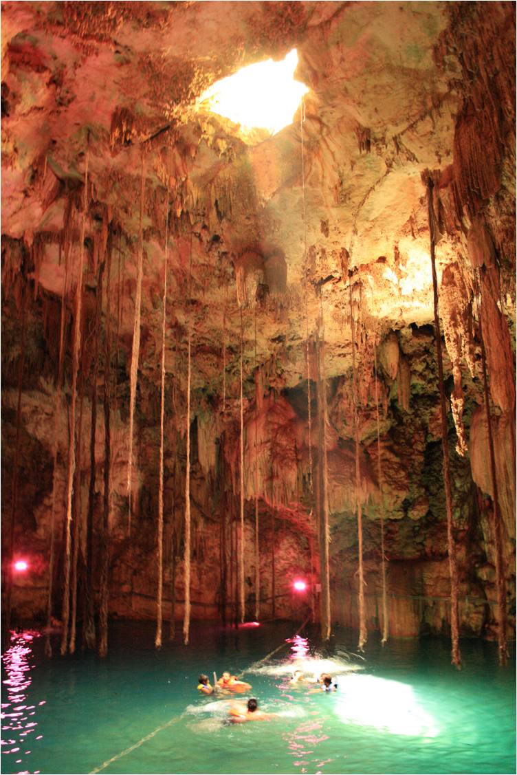 Cenotes of Dzitnup: X'kekén