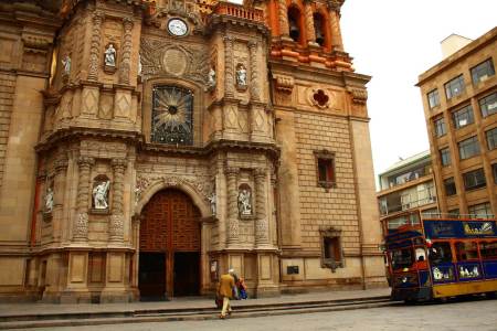 La Catedral Metropolitana de San Luis Rey, San Luis Potosí